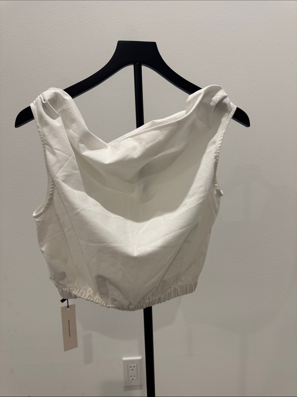 Commense White One-Shoulder Draped Crop Top - Picture 2 of 3